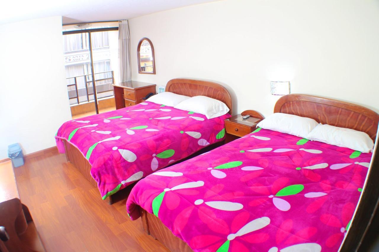 Hotel Santa Isabel 2 Ipiales Kültér fotó